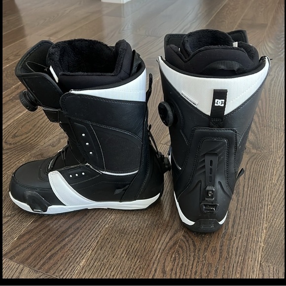DC Women’s Lotus Step On Snowboard Boots - Picture 3 of 8
